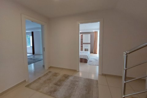 4+1 Penthouse à Kestel, Turkey No. 14183 2