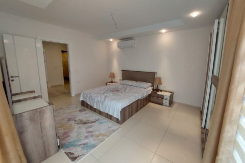 4+1 Penthouse in Kestel, Turkey No. 14183 3