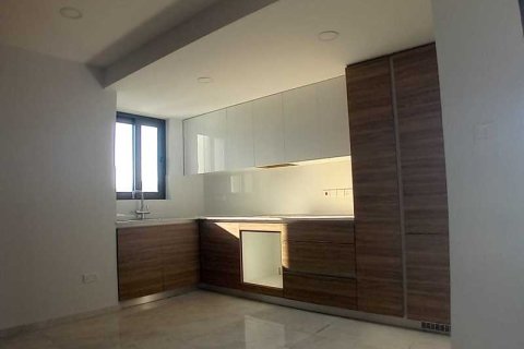 4 bedrooms Penthouse in Limassol, Cyprus No. 65998 1