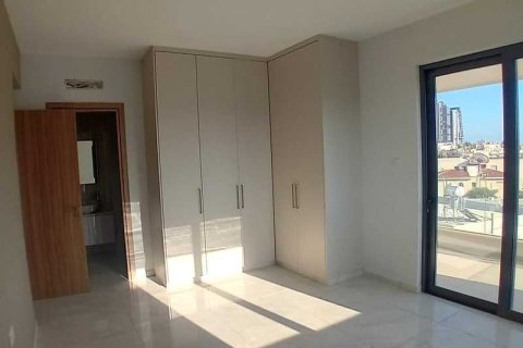 4 bedrooms Penthouse in Limassol, Cyprus No. 65998 4