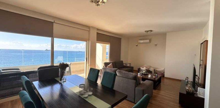 3 dormitorios Apartment en Limassol, Cyprus No. 65999