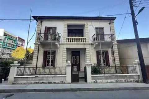 7 bedrooms Villa in Limassol, Cyprus No. 30571 1