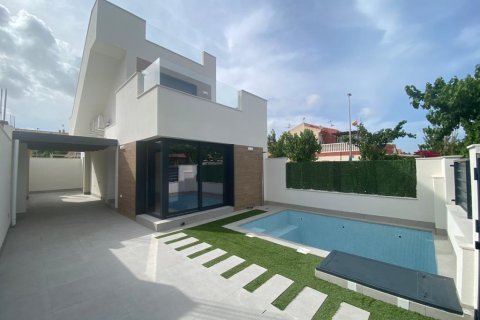 3 bedrooms Villa in Los Alcazares, Spain No. 26847 3