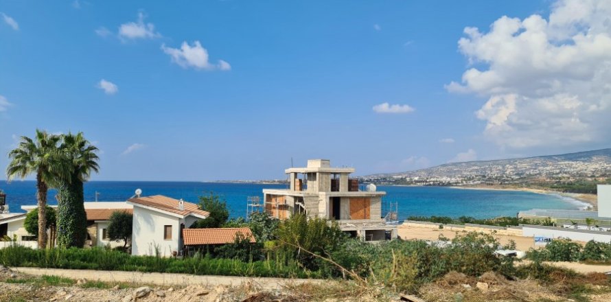 5 dormitorios Villa en Paphos, Cyprus No. 37495