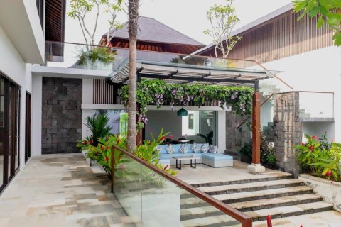 3 bedrooms Villa in Ungasan, Indonesia No. 22899 3