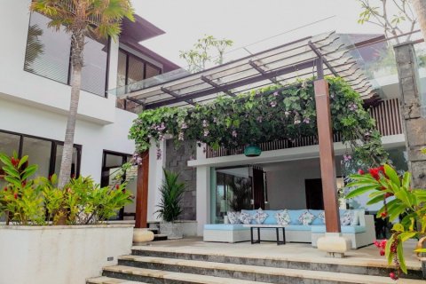 3 bedrooms Villa in Ungasan, Indonesia No. 22899 2