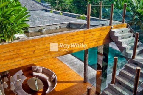 4 bedrooms Villa in Seminyak, Indonesia No. 22895 13