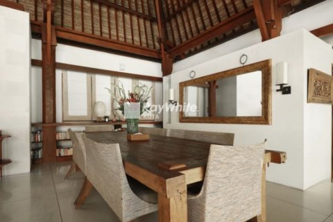 4 dormitorios Villa en Seminyak, Indonesia No. 22887 19