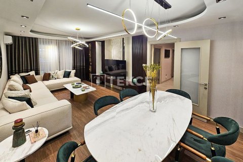 1+1 Apartment en Istanbul, Turkey No. 21870 8