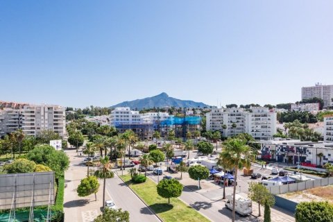 Квартира с 3 спальнями в Нуэва Андалусия, Испания №92358 25