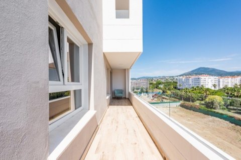 Квартира с 3 спальнями в Нуэва Андалусия, Испания №92358 20