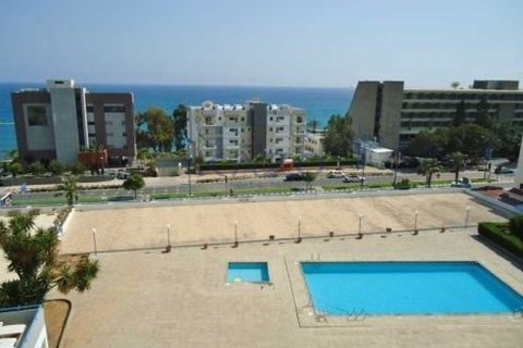 3 dormitorios Apartment en Agios Tychonas, Cyprus No. 75016 14