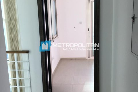 2 bedrooms Townhouse in Al Ghadeer, UAE No. 7352 8