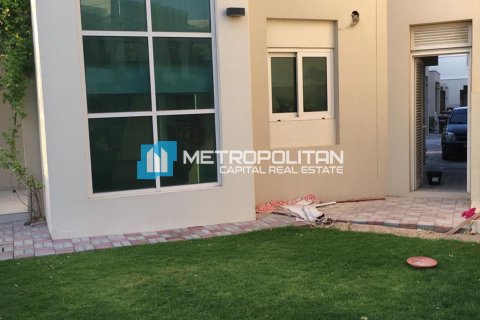 2 bedrooms Townhouse in Al Ghadeer, UAE No. 7352 11