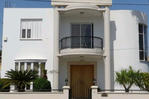 4 dormitorios Villa en Agios Athanasios, Cyprus No. 53283 11