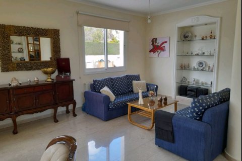 4 bedrooms Villa in Agios Athanasios, Cyprus No. 53283 3