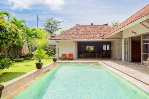 2 dormitorios Villa en Ungasan, Indonesia No. 22836 13