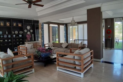 6 bedrooms Villa in Pecatu, Indonesia No. 22871 5