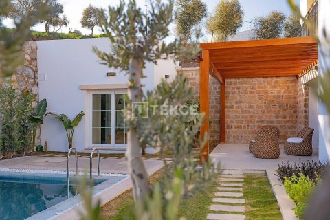 2+1 Villa en Milas, Turkey No. 11075 11