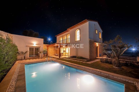 2+1 Villa in Milas, Turkey No. 11075 24