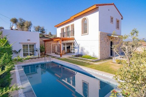 2+1 Villa en Milas, Turkey No. 11075 1