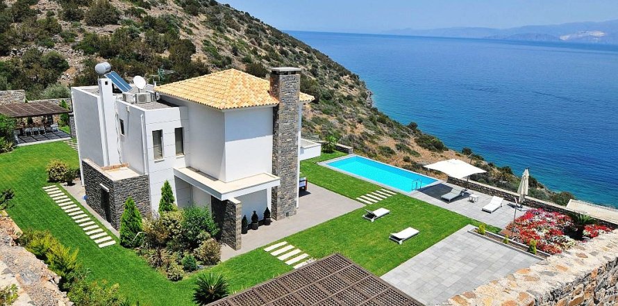 3 bedrooms Villa in Agios Nikolaos, Greece No. 59347