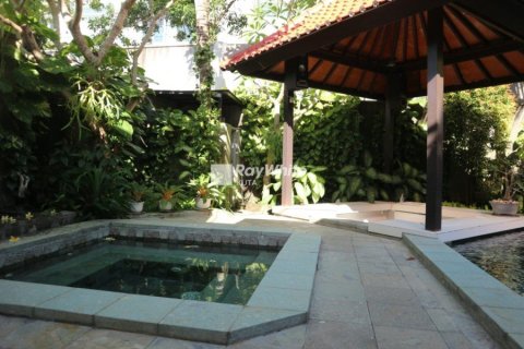 5 bedrooms Villa in Jimbaran, Indonesia No. 22913 22