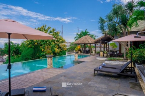 10 bedrooms Villa in Jimbaran, Indonesia No. 22900 3