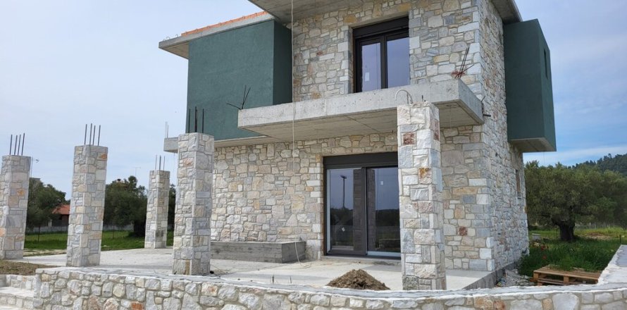 4 bedrooms House in Chalkidiki, Greece No. 56068