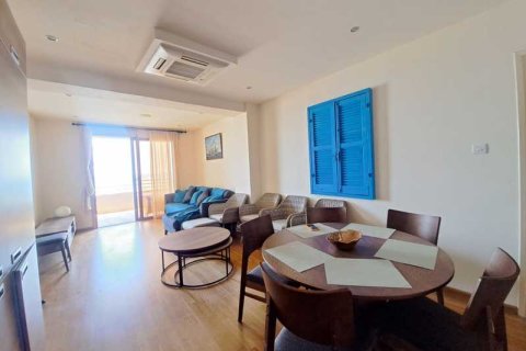 2 dormitorios Apartment en Larnaca, Cyprus No. 72889 9