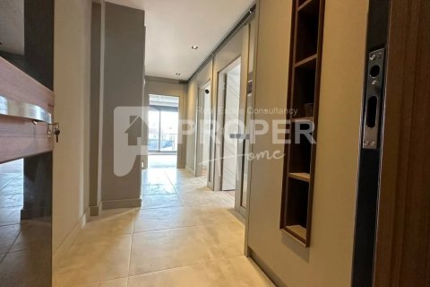 3 rooms Appartement à Muratpasa, Turkey No. 12310 12