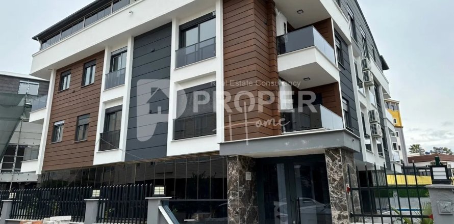 0+3 Appartement à Muratpasa, Turkey No. 12310