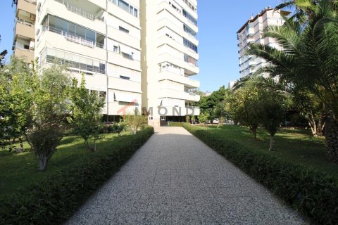 3+1 Apartment in Antalya, Turkey No. 17372 1