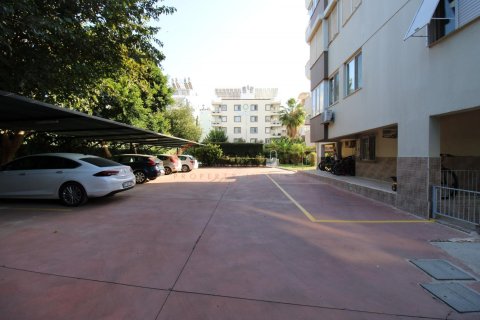 3+1 Apartment in Antalya, Turkey No. 17372 17