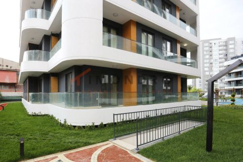 3+1 Apartment en Avcılar, Turkey No. 17338 4