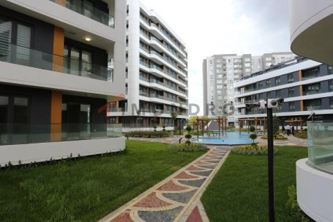 3+1 Appartement à Avcılar, Turkey No. 17338 13