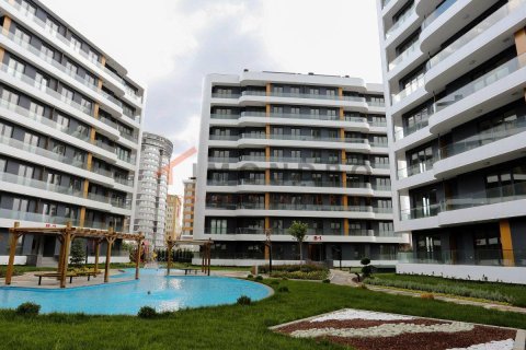 3+1 Apartment in Avcılar, Turkey No. 17338 1