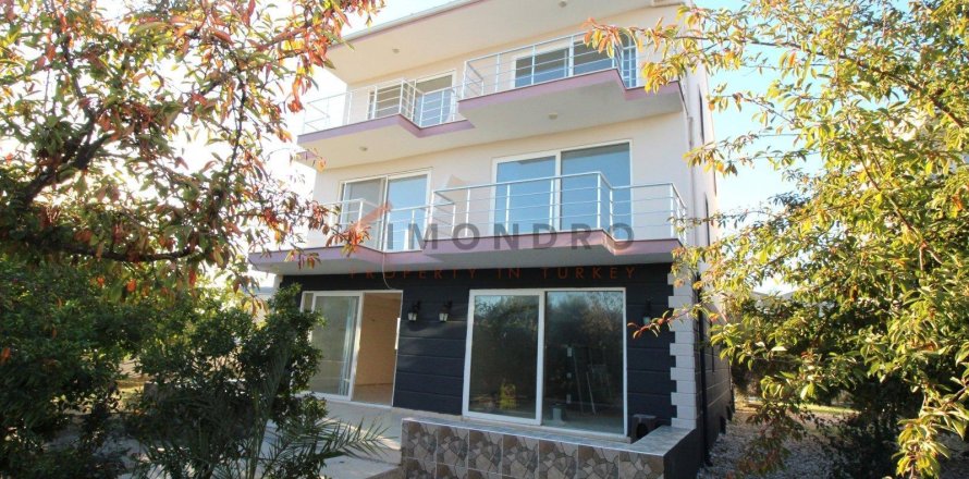 4+1 Apartment en Kadriye, Turkey No. 17398