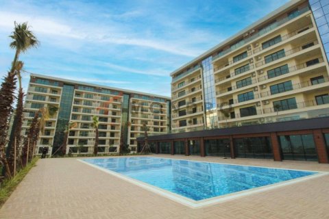 2+1 Apartment en Esenyurt, Turkey No. 17397 1