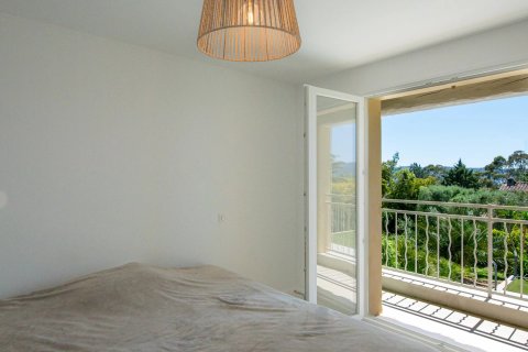 5 dormitorios Villa en Grimaud, France No. 69025 12