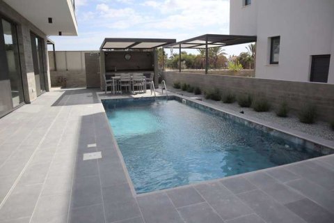 3 bedrooms Villa in Geroskípou, Cyprus No. 73080 1