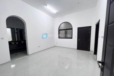 11 dormitorios Villa en Al Yahar, UAE No. 4814 8