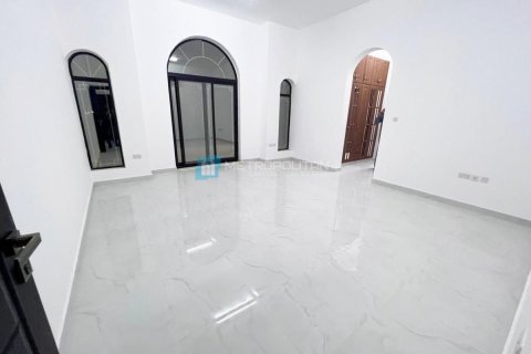 11 dormitorios Villa en Al Yahar, UAE No. 4814 6