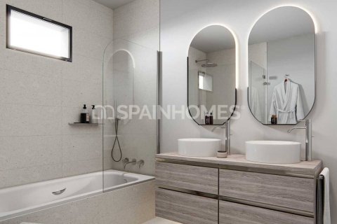 3 bedrooms Penthouse in Fuengirola, Spain No. 26253 4