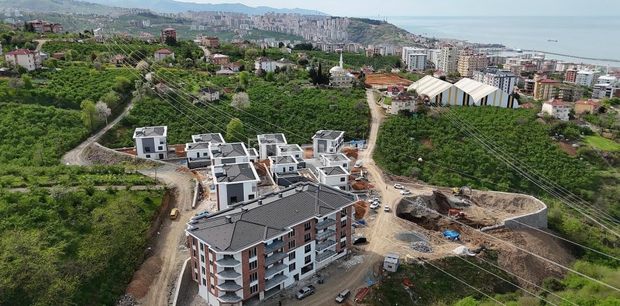 4+1 Apartment en Trabzon, Turkey No. 11609