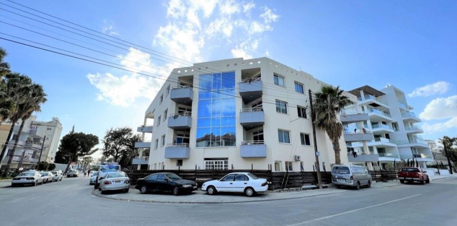 36 rooms Apartment in Larnaca, Cyprus No. 52247