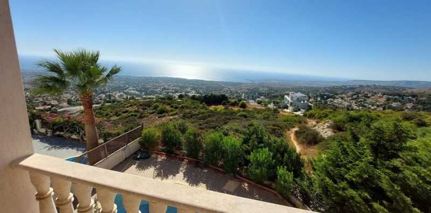 5 dormitorios Villa en Tala, Cyprus No. 72844