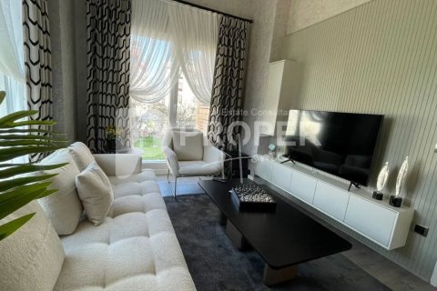 5 rooms Appartement à Beylikduezue, Turkey No. 13092 22