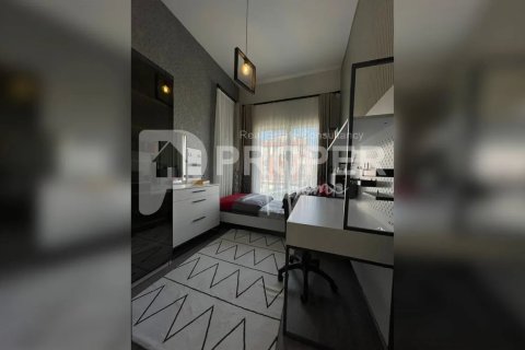 5 rooms Apartment in Beylikduezue, Turkey No. 13092 16