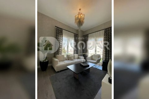 5 rooms Apartment in Beylikduezue, Turkey No. 13092 20